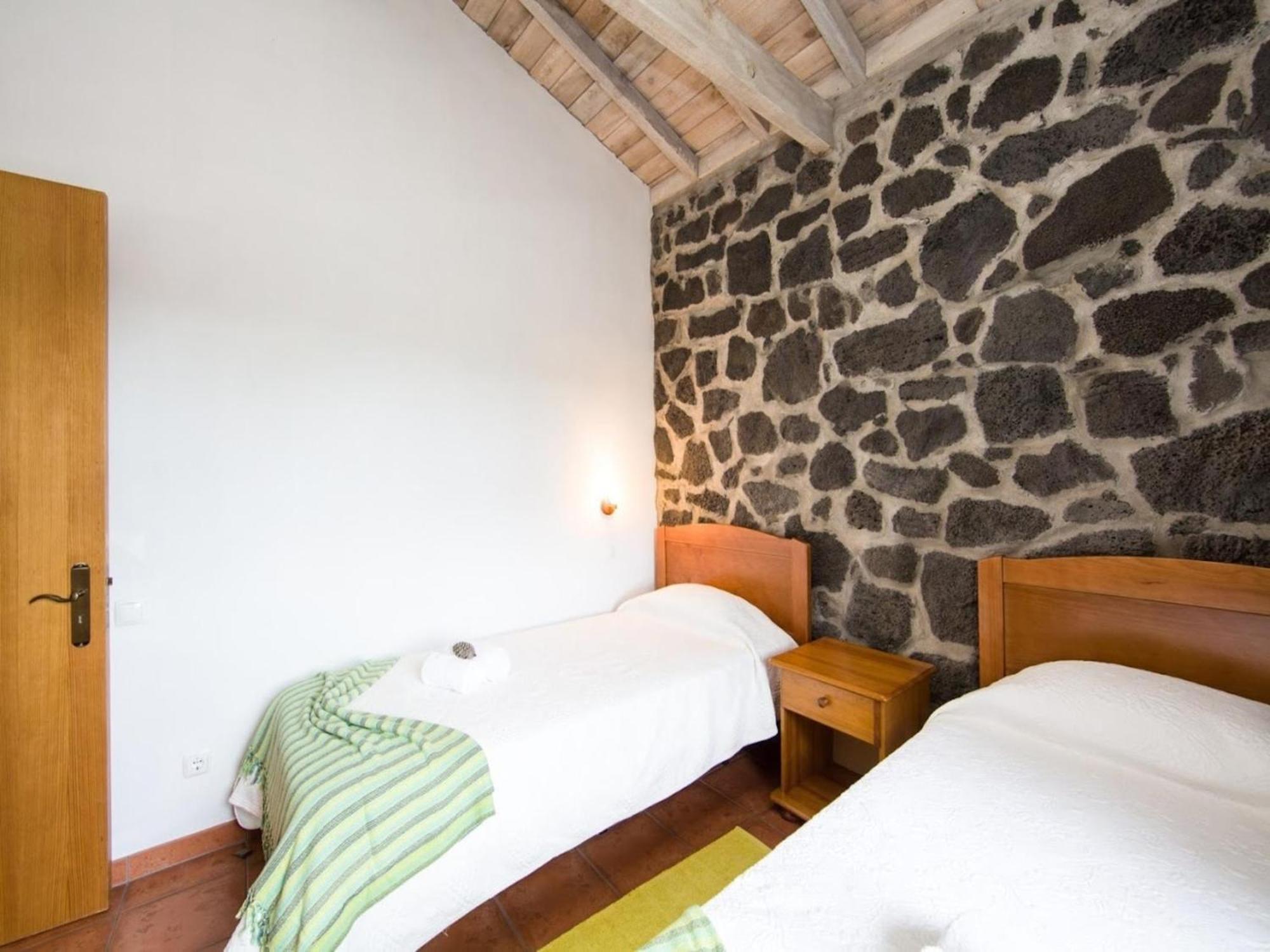Holiday House, Santa Luzia, Pico, Azores Villa Santa Luzia  Eksteriør billede