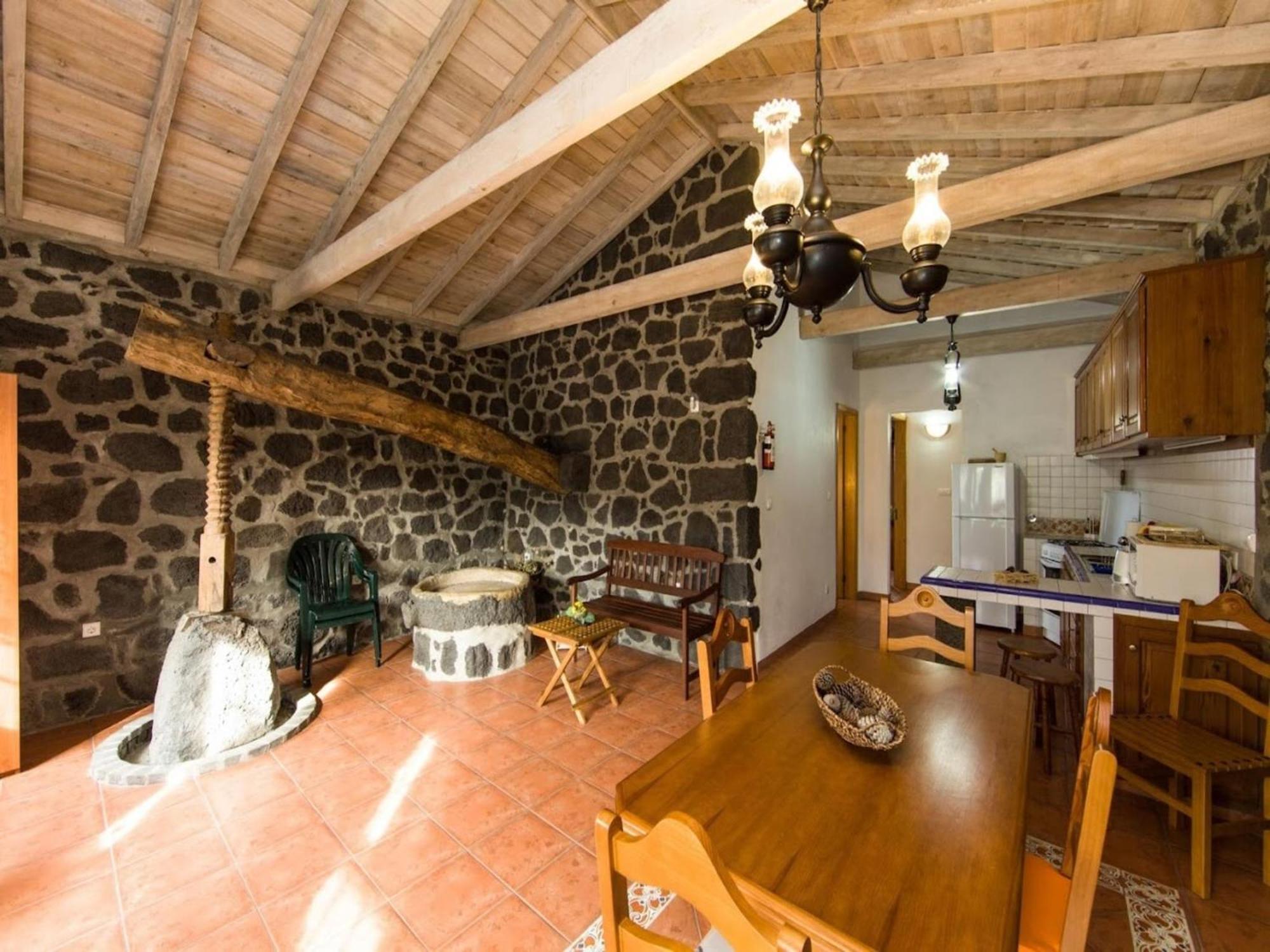 Holiday House, Santa Luzia, Pico, Azores Villa Santa Luzia  Eksteriør billede